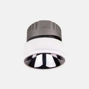 Modern recessed ceiling light fixture
